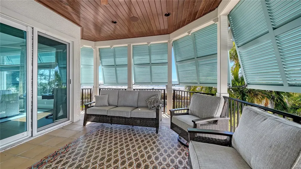 95 52nd Street Holmes Beach FL 34217
