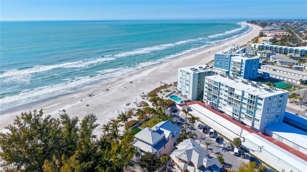 95 52nd Street Holmes Beach FL 34217