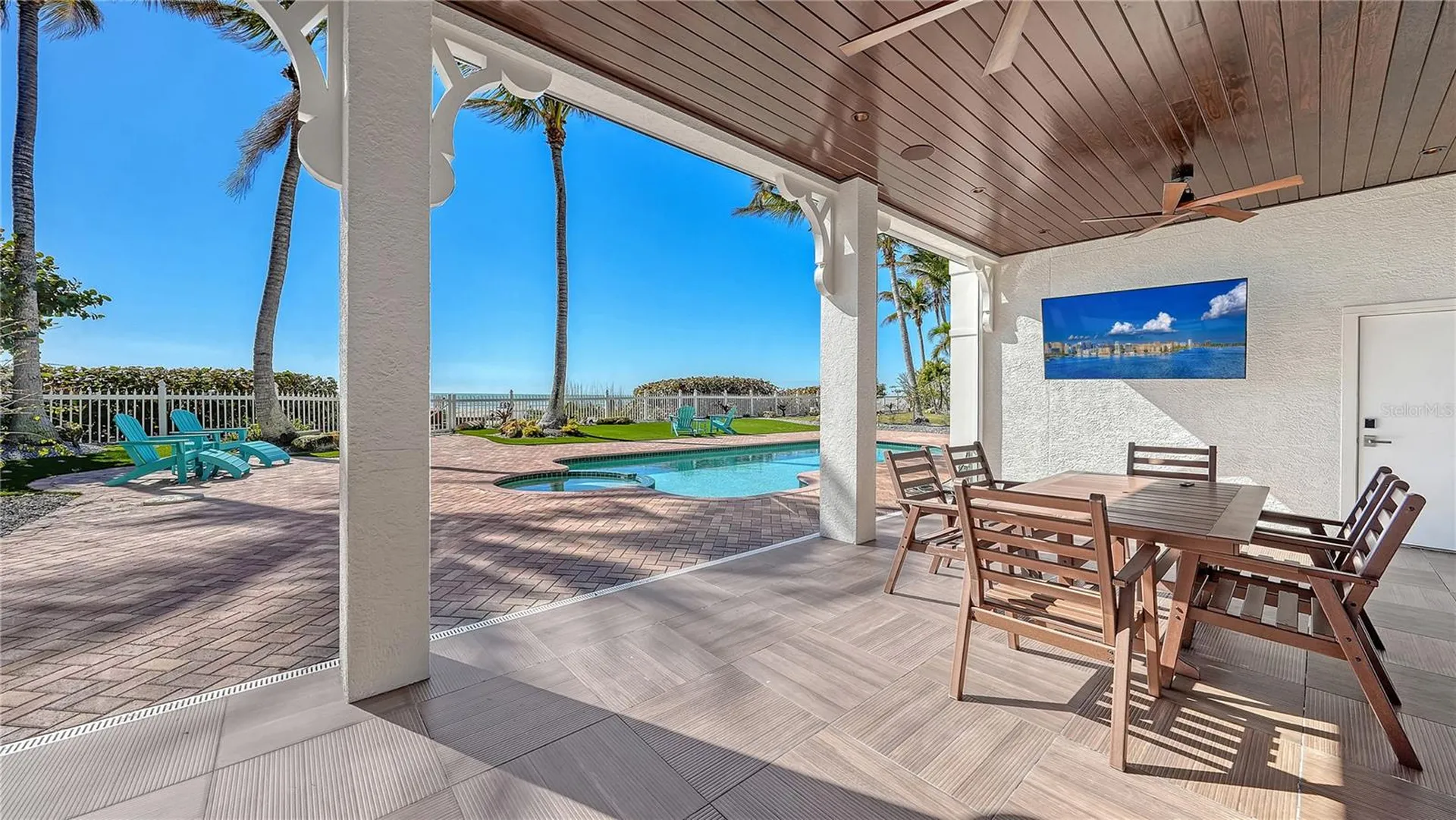 95 52nd Street Holmes Beach FL 34217