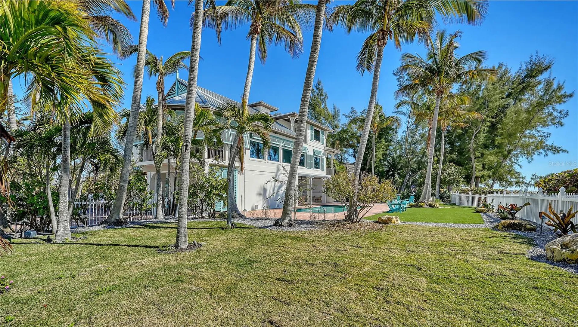 95 52nd Street Holmes Beach FL 34217