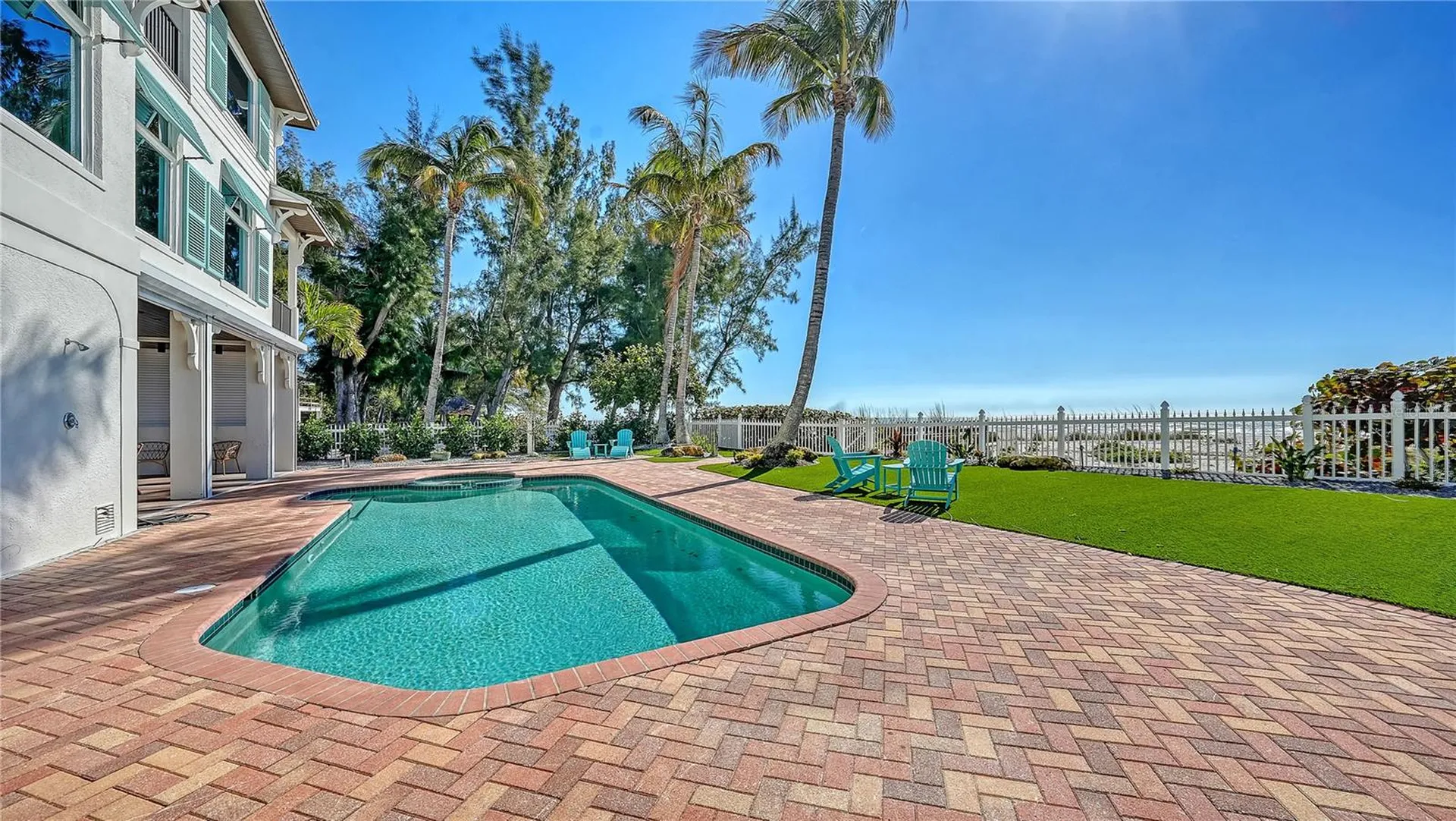 95 52nd Street Holmes Beach FL 34217
