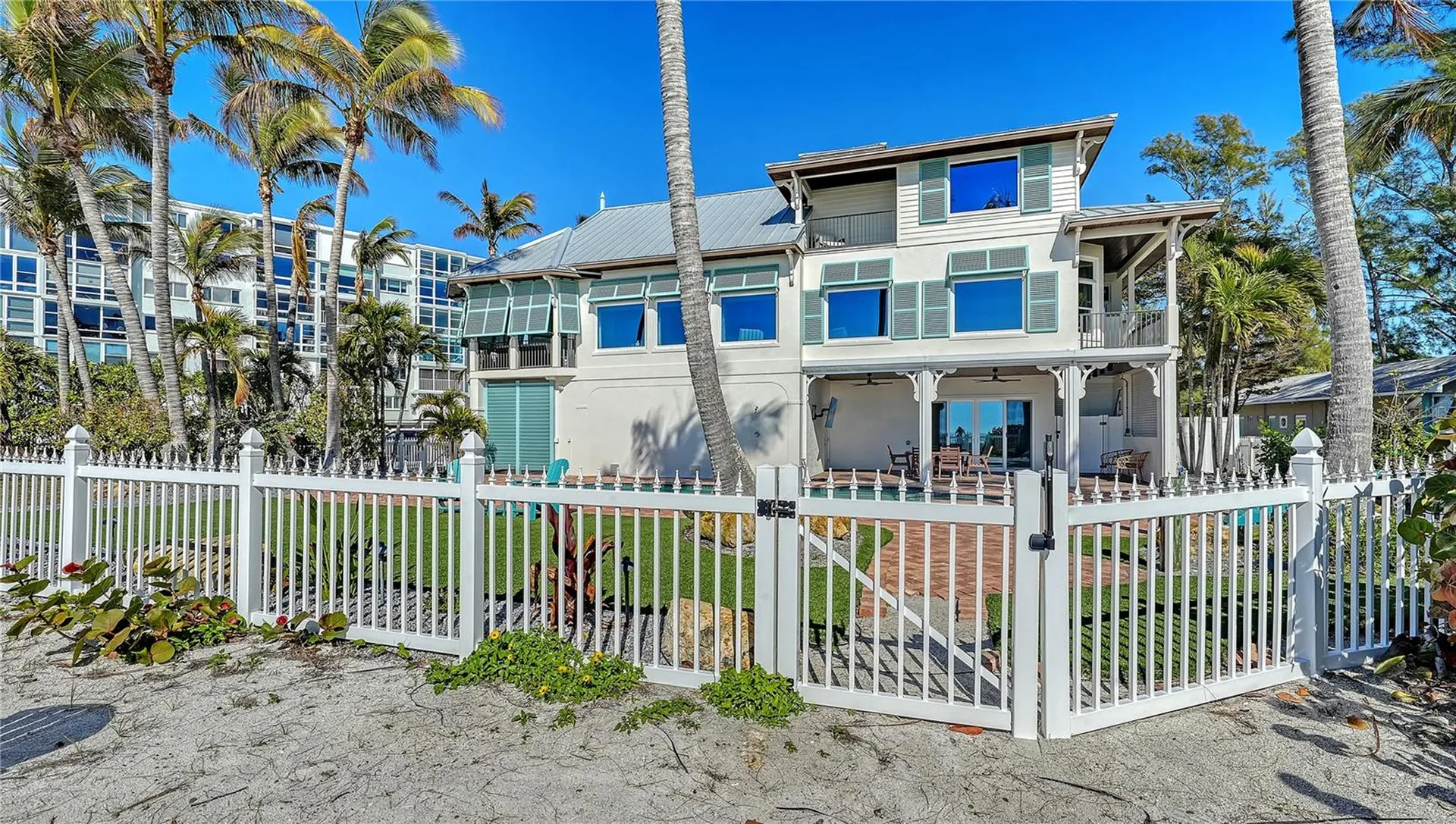 95 52nd Street Holmes Beach FL 34217