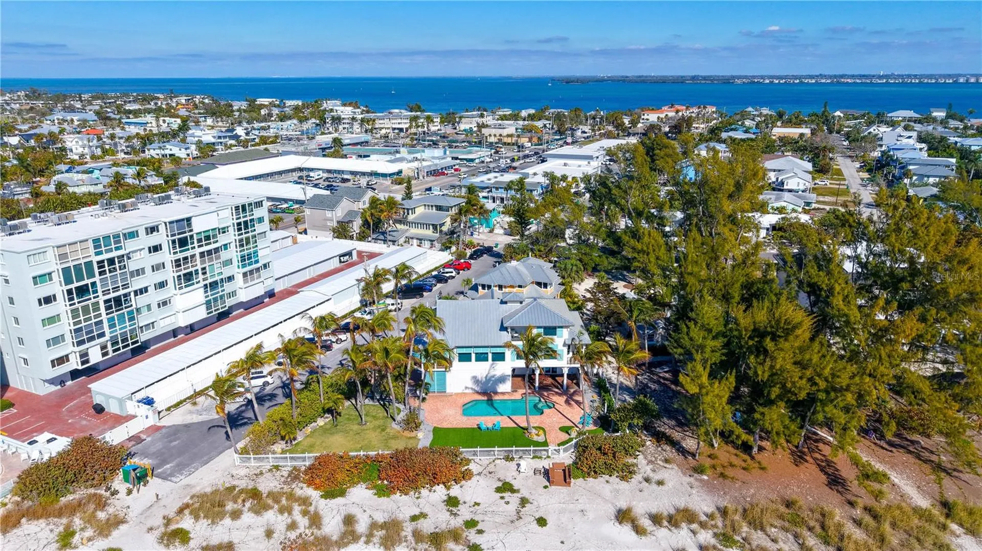 95 52nd Street Holmes Beach FL 34217