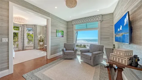 95 52nd Street Holmes Beach FL 34217