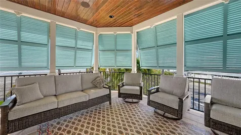 95 52nd Street Holmes Beach FL 34217