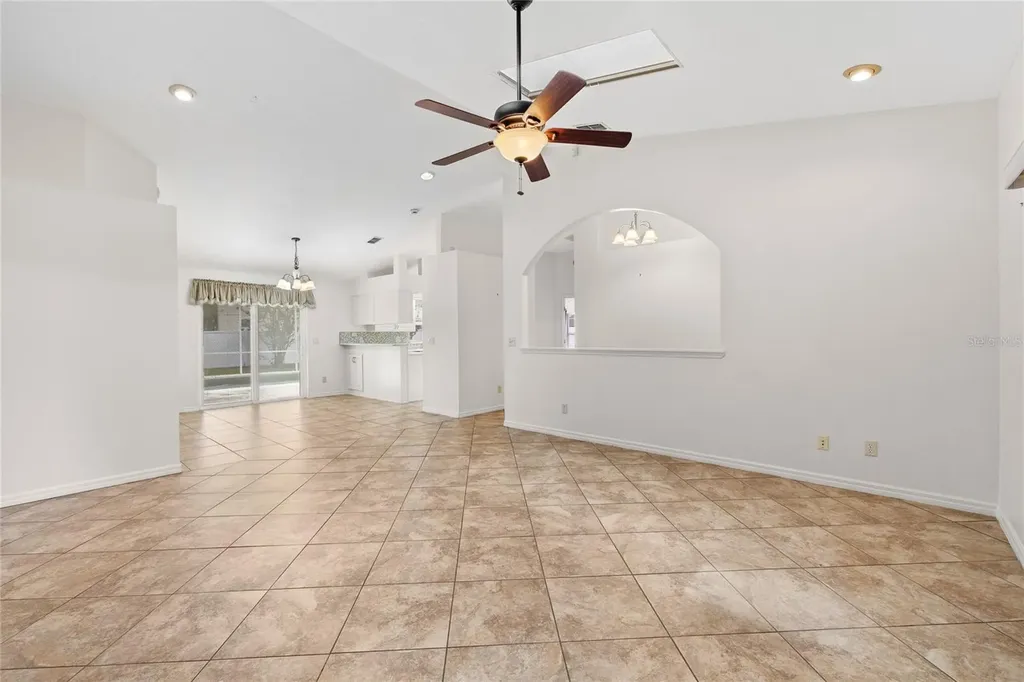196 Waterview Circle Auburndale FL 33823