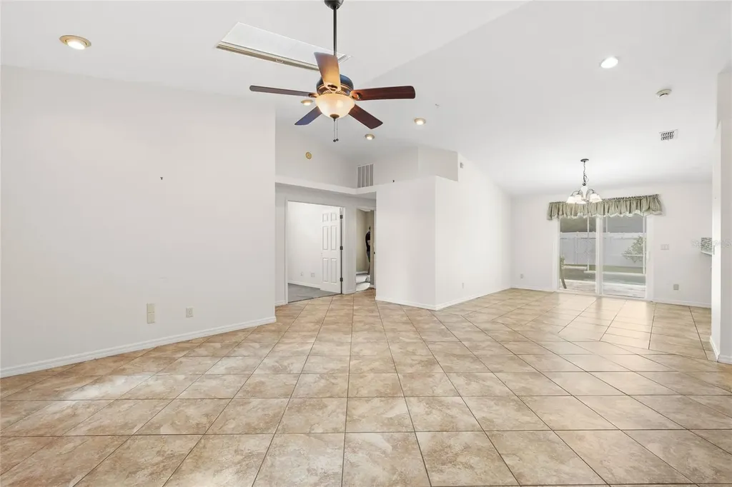 196 Waterview Circle Auburndale FL 33823