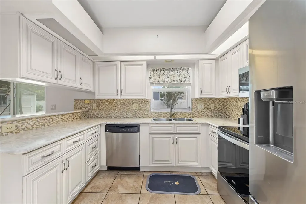 196 Waterview Circle Auburndale FL 33823