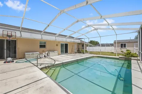 196 Waterview Circle Auburndale FL 33823
