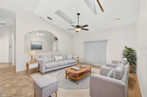 196 Waterview Circle Auburndale FL 33823