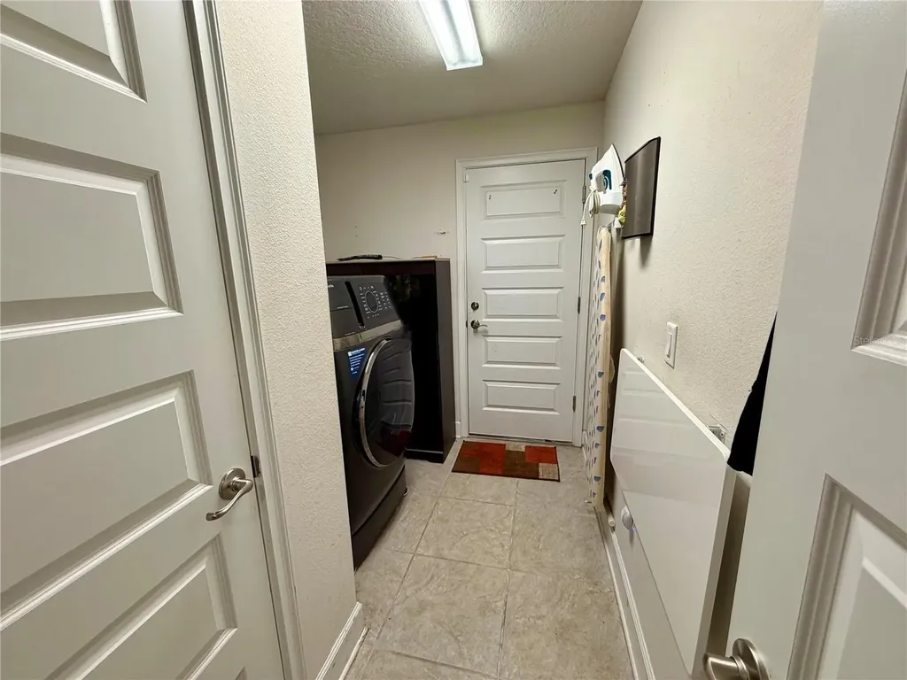 2225 Angel Fish Loop Leesburg FL 34748