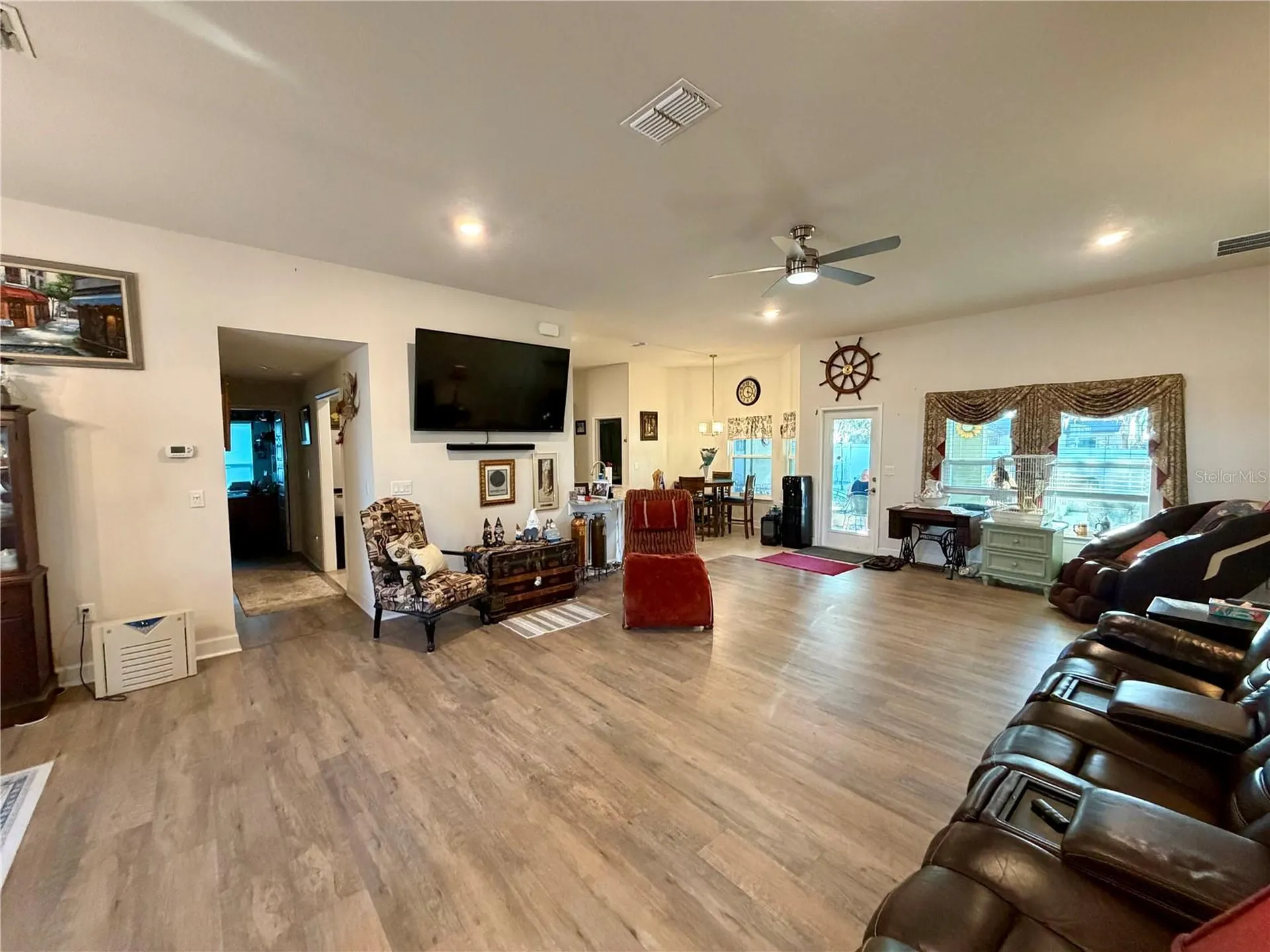 2225 Angel Fish Loop Leesburg FL 34748