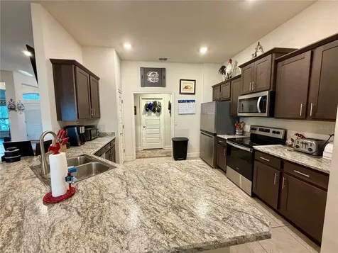 2225 Angel Fish Loop Leesburg FL 34748