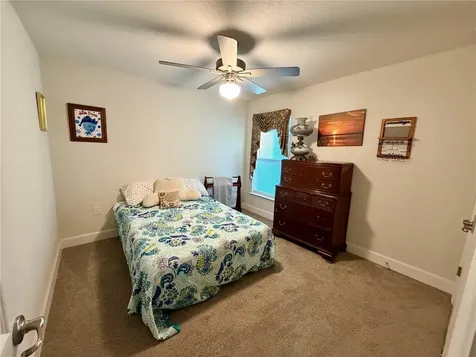 2225 Angel Fish Loop Leesburg FL 34748