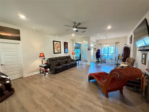 2225 Angel Fish Loop Leesburg FL 34748