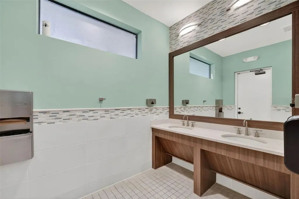 30724 Lindentree Drive Wesley Chapel FL 33543