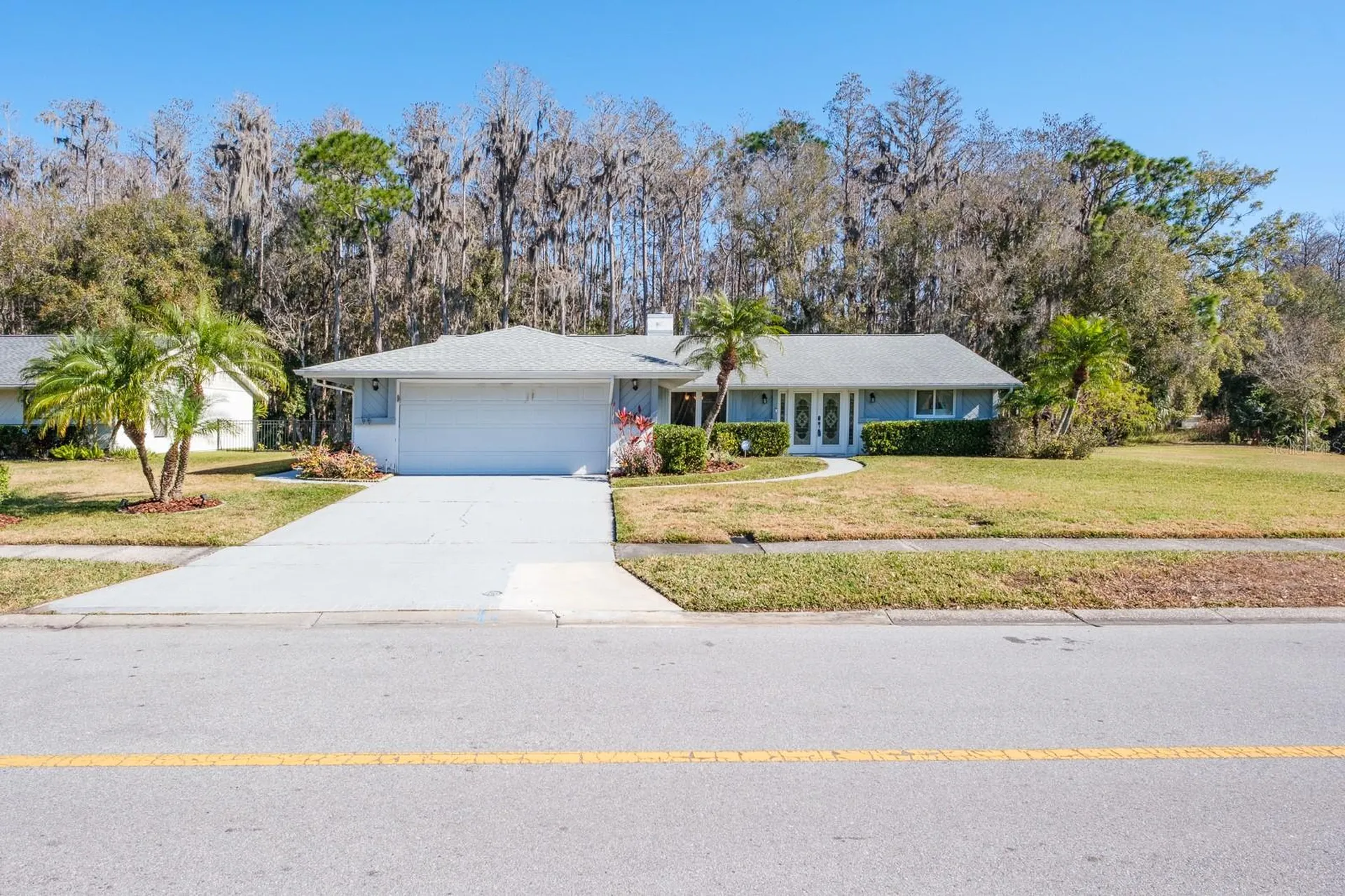 501 Lakeview Drive Oldsmar FL 34677