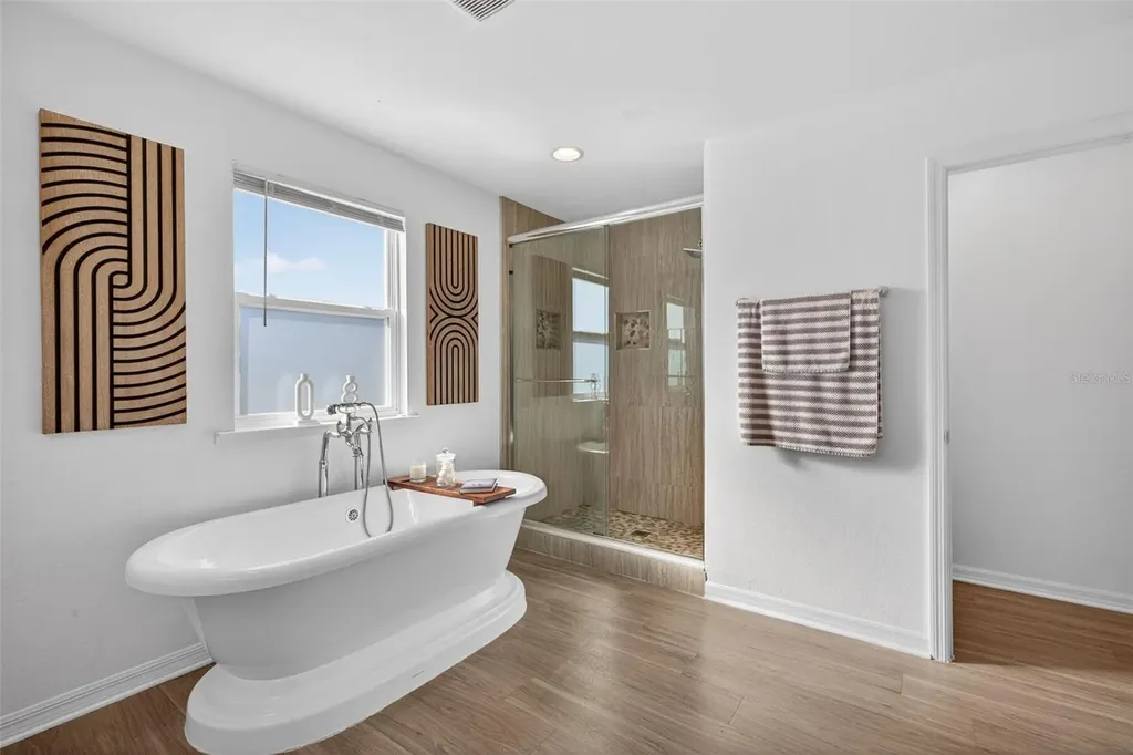 812 SW 11th Court Cape Coral FL 33991