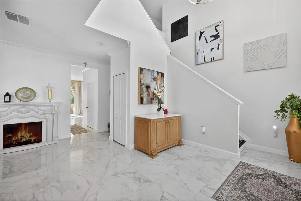 812 SW 11th Court Cape Coral FL 33991