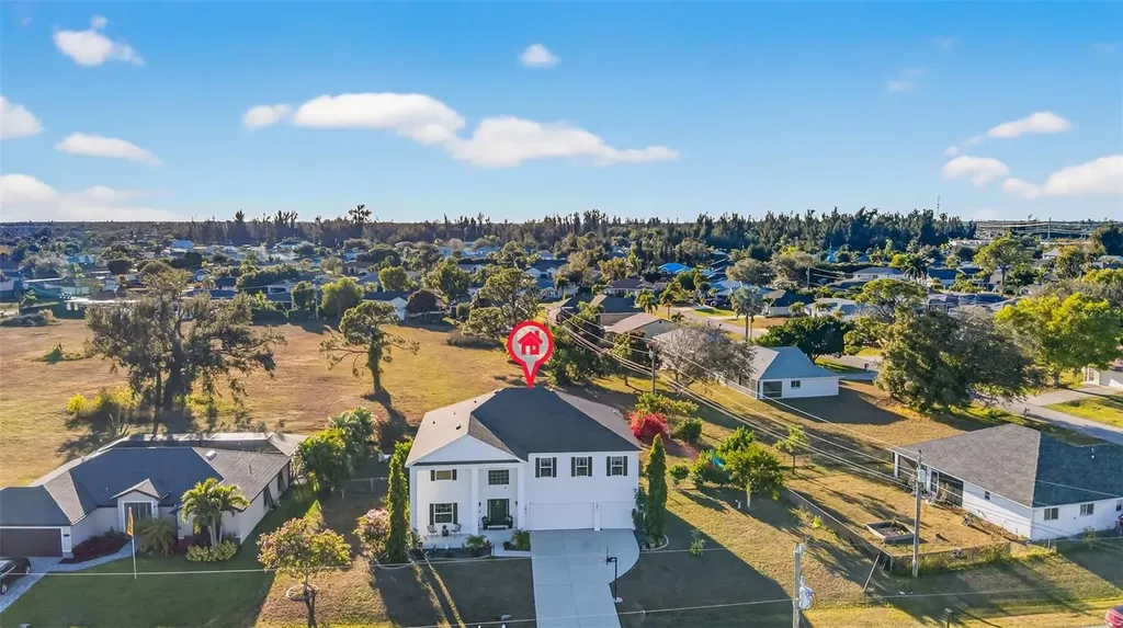 812 SW 11th Court Cape Coral FL 33991