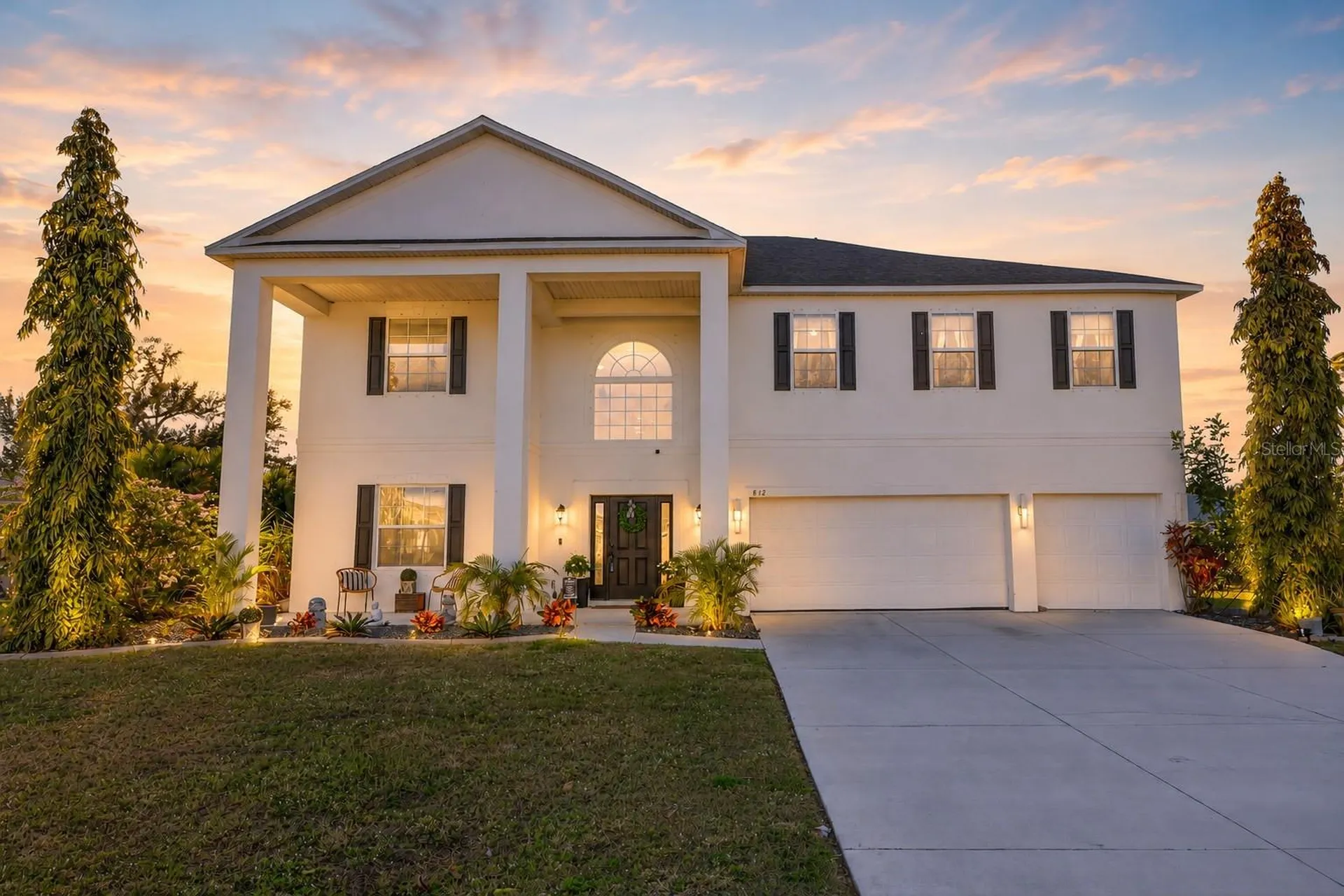 812 SW 11th Court Cape Coral FL 33991