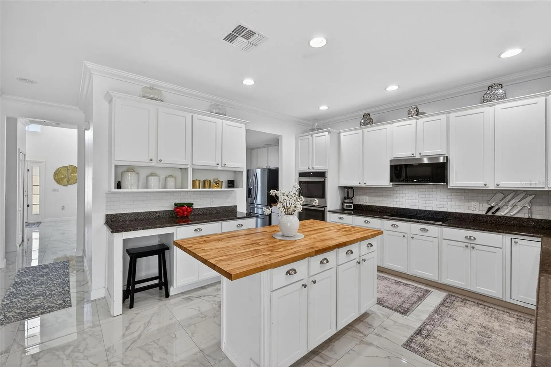 812 SW 11th Court Cape Coral FL 33991