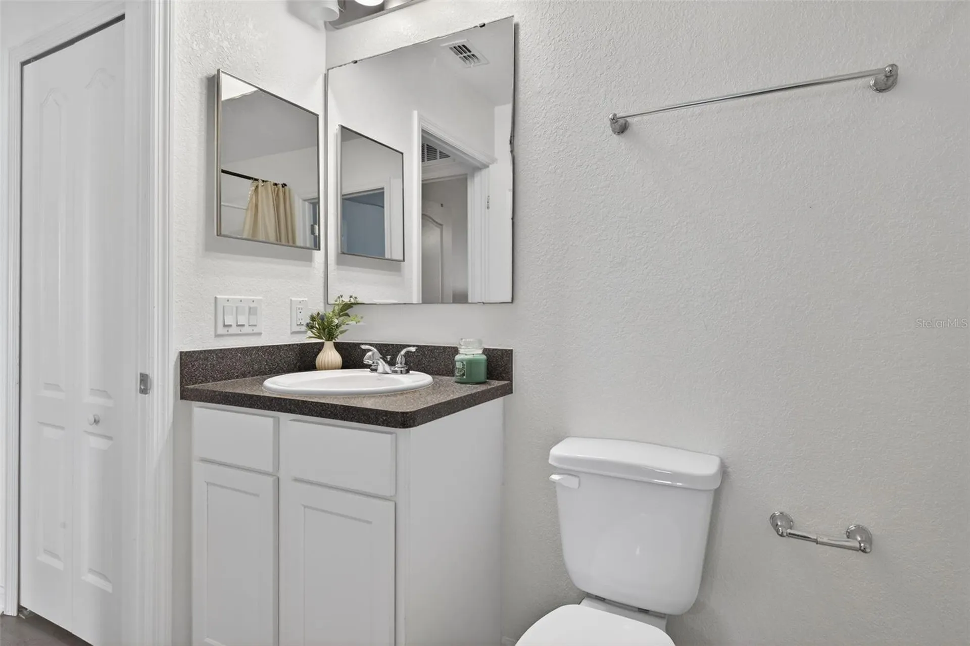 812 SW 11th Court Cape Coral FL 33991