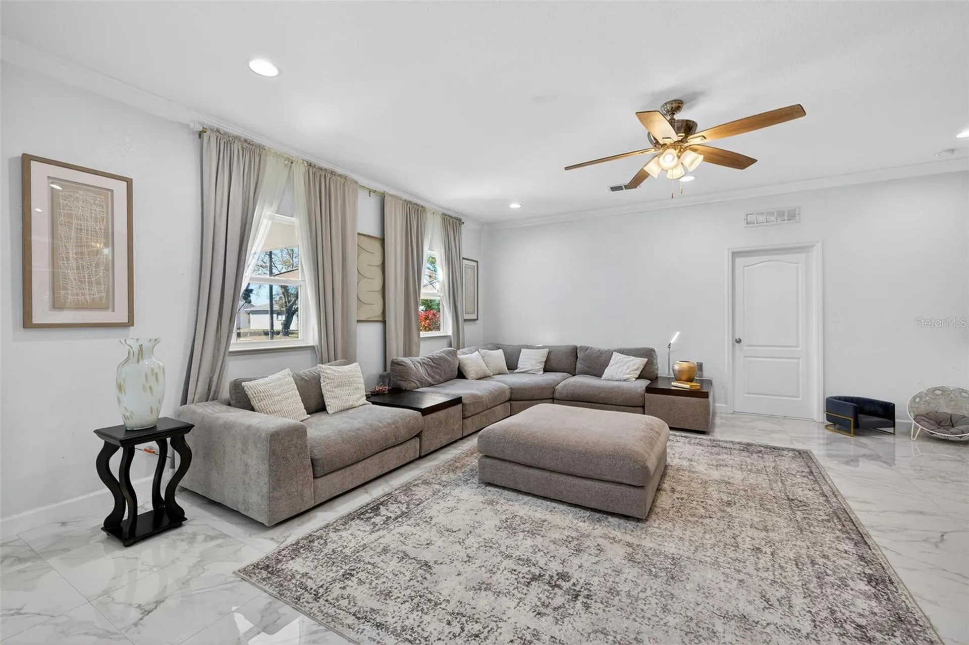 812 SW 11th Court Cape Coral FL 33991