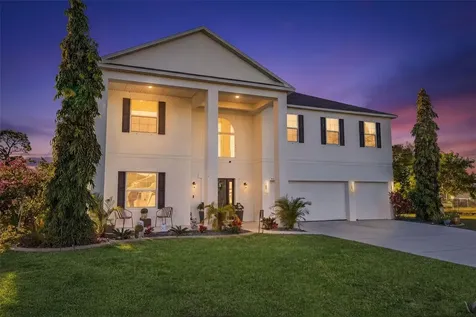 812 SW 11th Court Cape Coral FL 33991