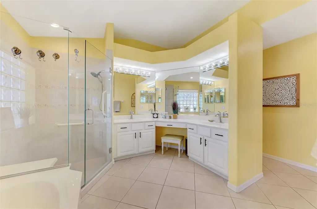 335 Saint George Court Venice FL 34293
