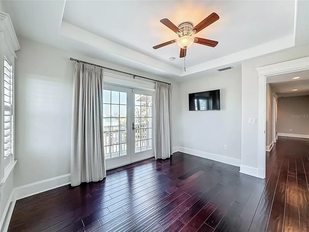 529 77th Street Holmes Beach FL 34217