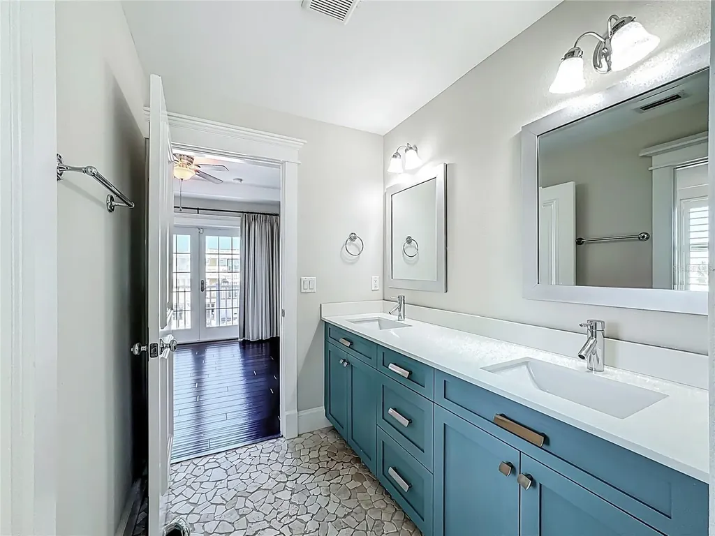 529 77th Street Holmes Beach FL 34217