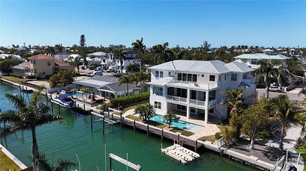 529 77th Street Holmes Beach FL 34217