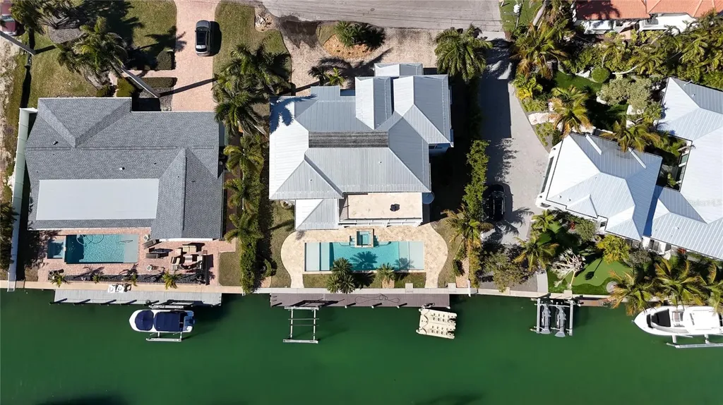529 77th Street Holmes Beach FL 34217