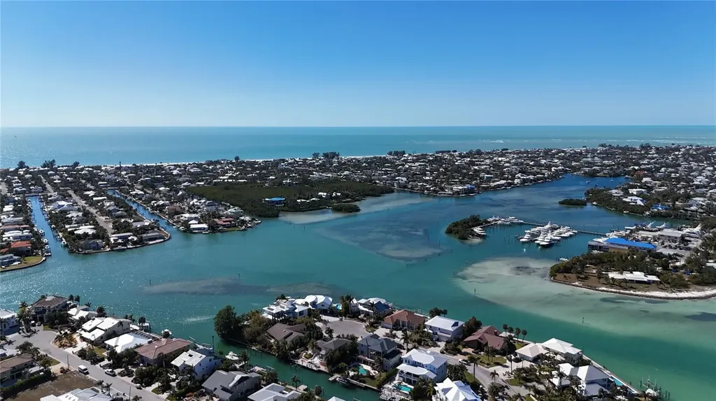 529 77th Street Holmes Beach FL 34217