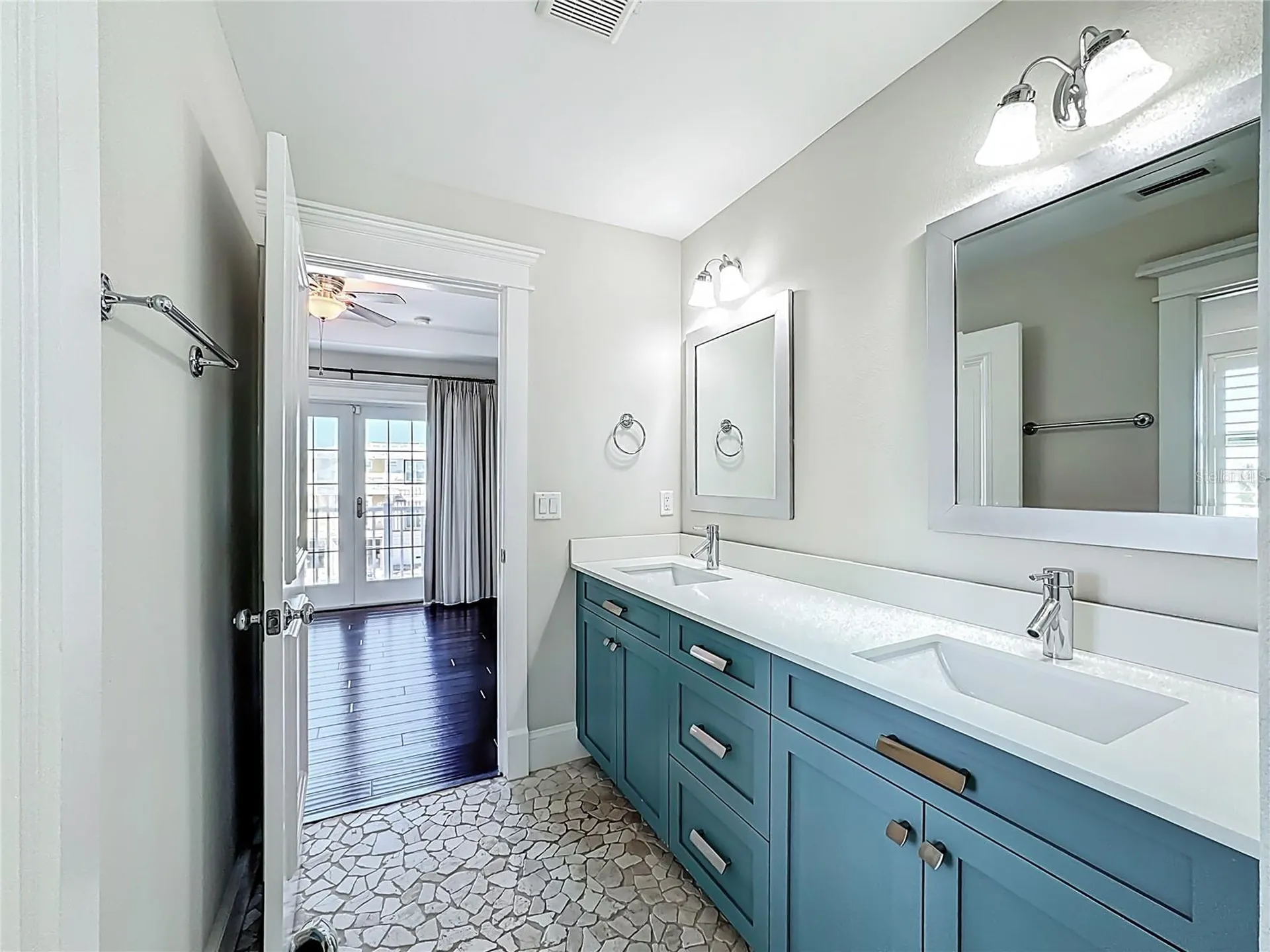529 77th Street Holmes Beach FL 34217