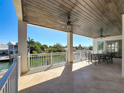 529 77th Street Holmes Beach FL 34217