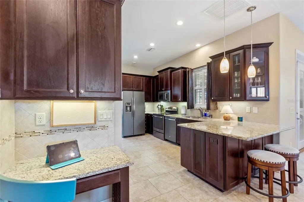 1030 Crossroads Drive Polk City FL 33868