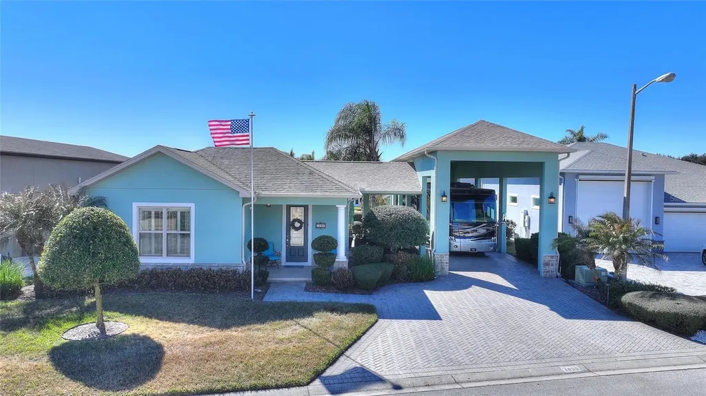 1030 Crossroads Drive Polk City FL 33868