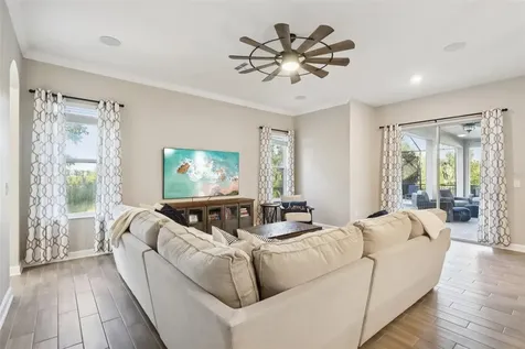 8847 Fallen Oak Drive Davenport FL 33896