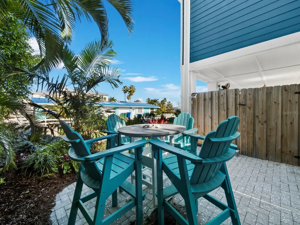 758 Saint Judes Drive N Longboat Key FL 34228