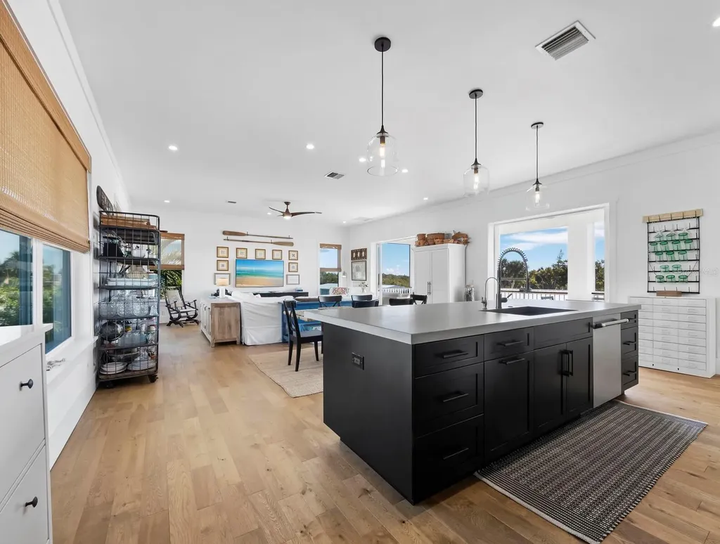 758 Saint Judes Drive N Longboat Key FL 34228