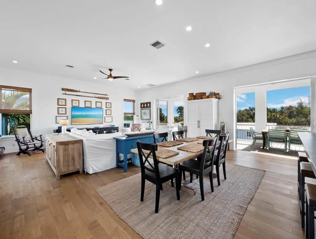 758 Saint Judes Drive N Longboat Key FL 34228