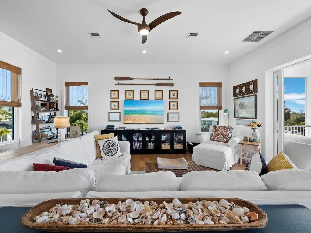 758 Saint Judes Drive N Longboat Key FL 34228