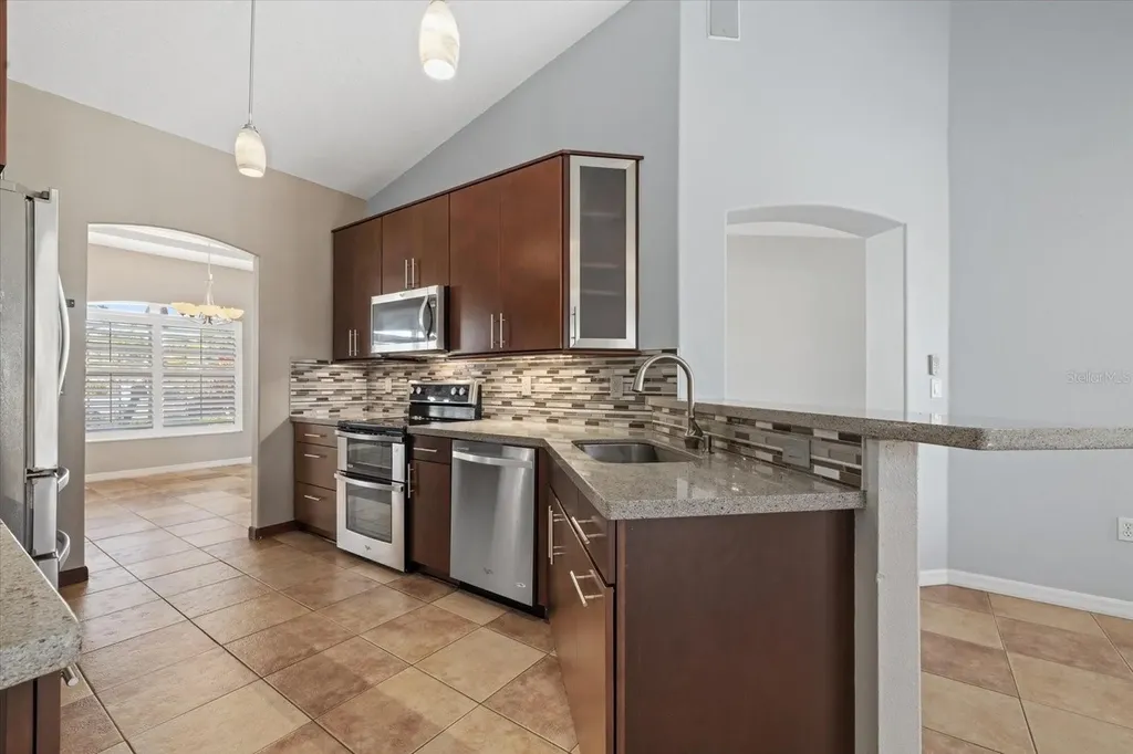 4046 Green Tree Avenue Sarasota FL 34233