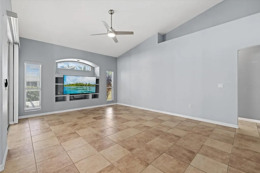 4046 Green Tree Avenue Sarasota FL 34233