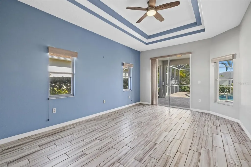 4046 Green Tree Avenue Sarasota FL 34233