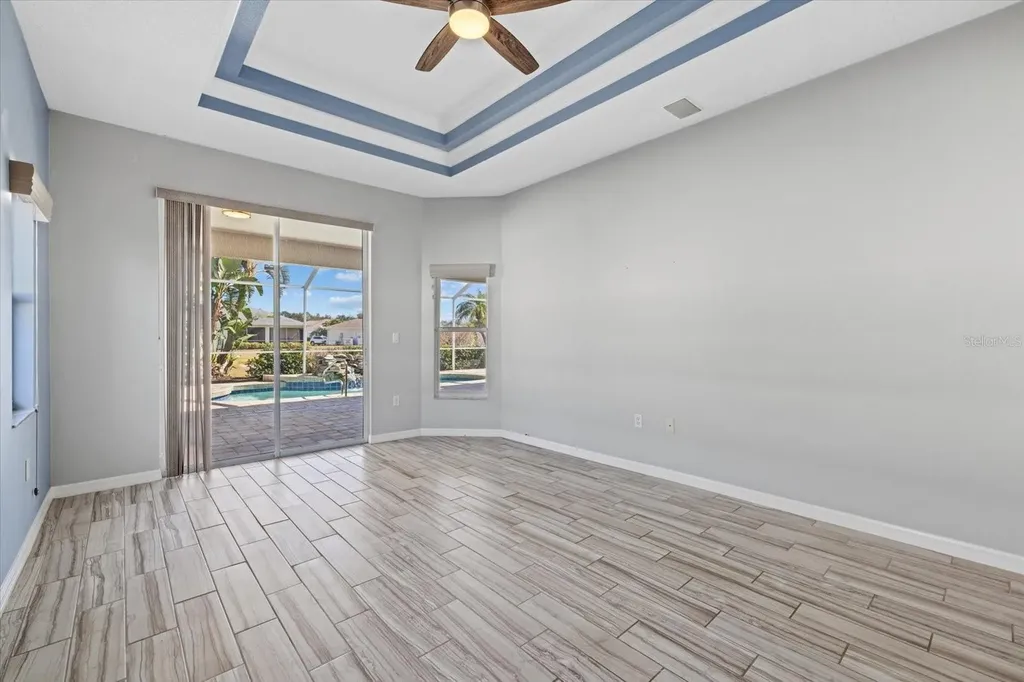 4046 Green Tree Avenue Sarasota FL 34233