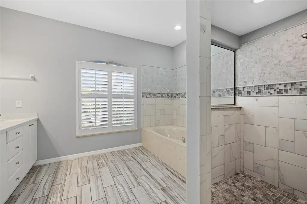 4046 Green Tree Avenue Sarasota FL 34233