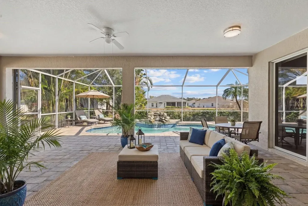 4046 Green Tree Avenue Sarasota FL 34233